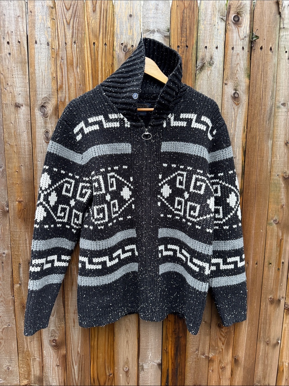 Pendleton westerley donegal lambwool sweater